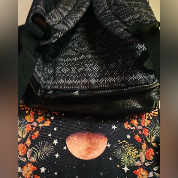 Volcom backpack, Beachy Tribal Dark Grey, NWOT - Picture 6 of 6